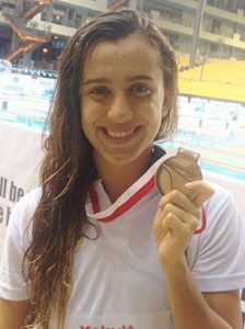 larissa oliveira - nadadora olimpíada 2016